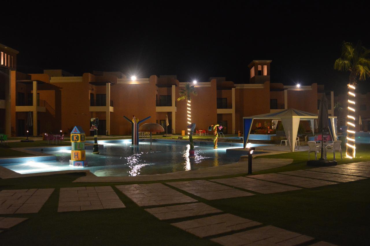 Aquamarine Kuwait Resort Al Nuwaiseeb Екстериор снимка