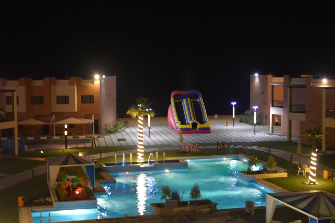 Aquamarine Kuwait Resort Al Nuwaiseeb Екстериор снимка